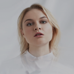 Låpsley’s ‘Long Way Home’ out today!